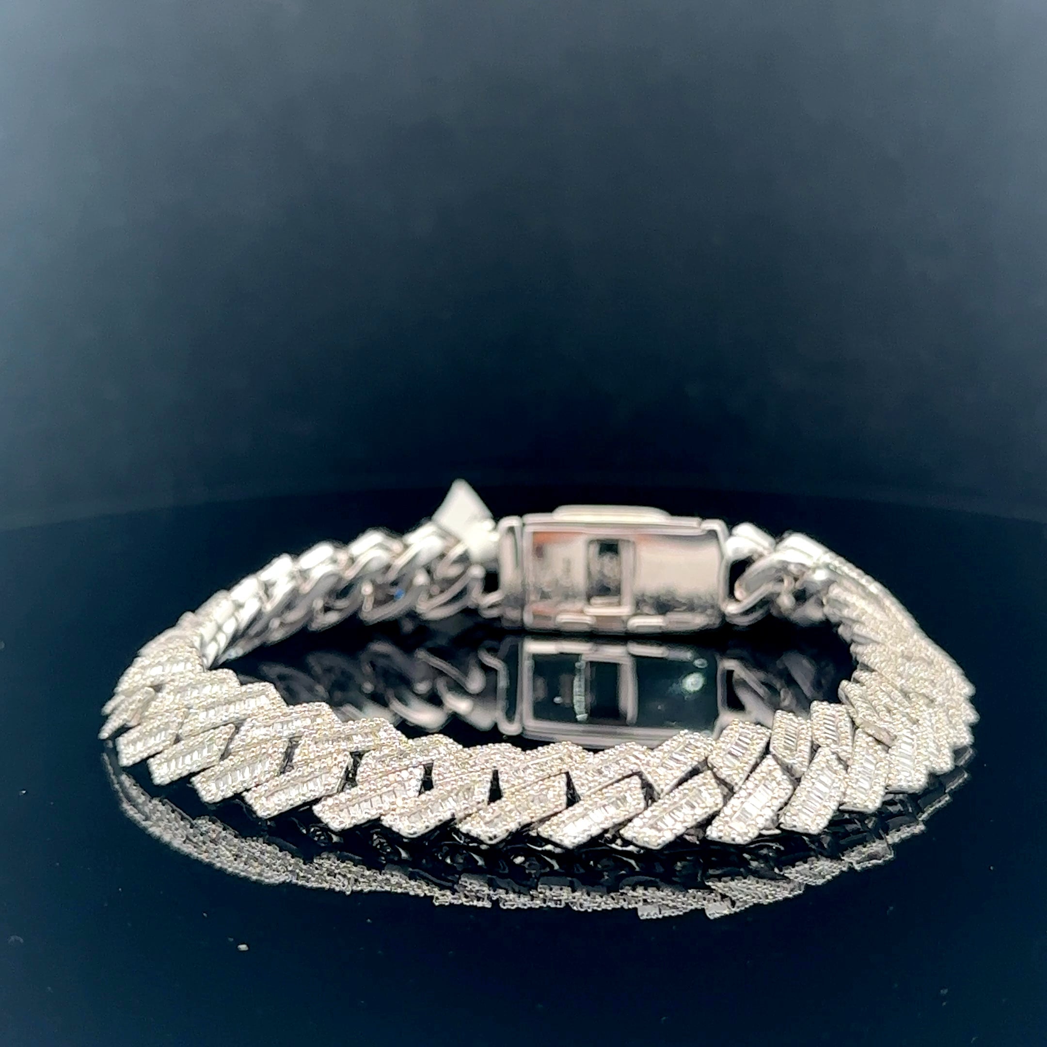 Baguette and round diamond Cuban bracelet